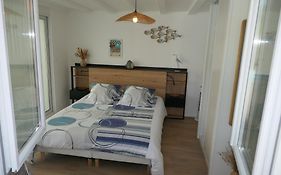 Gîte 2 pers en studio indépendant chez l'habitant pour nuitée au calme et proche de la plage